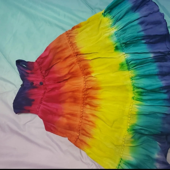 Girl's sundress,  4 - Picture 2 of 3